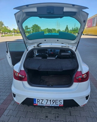 Seat Ibiza cena 36000 przebieg: 121500, rok produkcji 2012 z Rzeszów małe 37